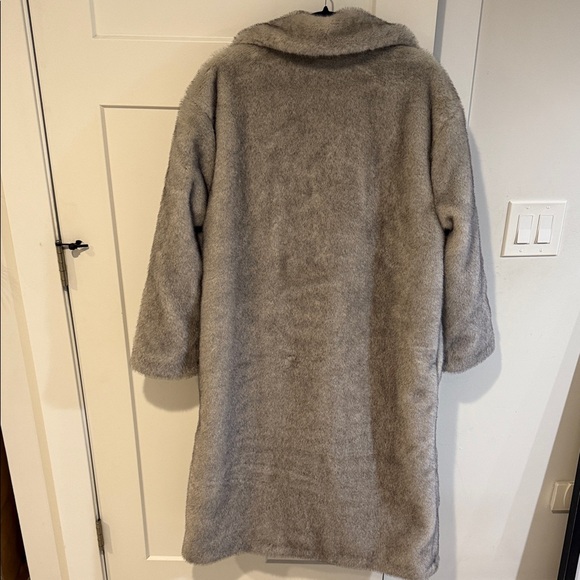 Abercrombie Gray Teddy Jacket - Picture 5 of 5